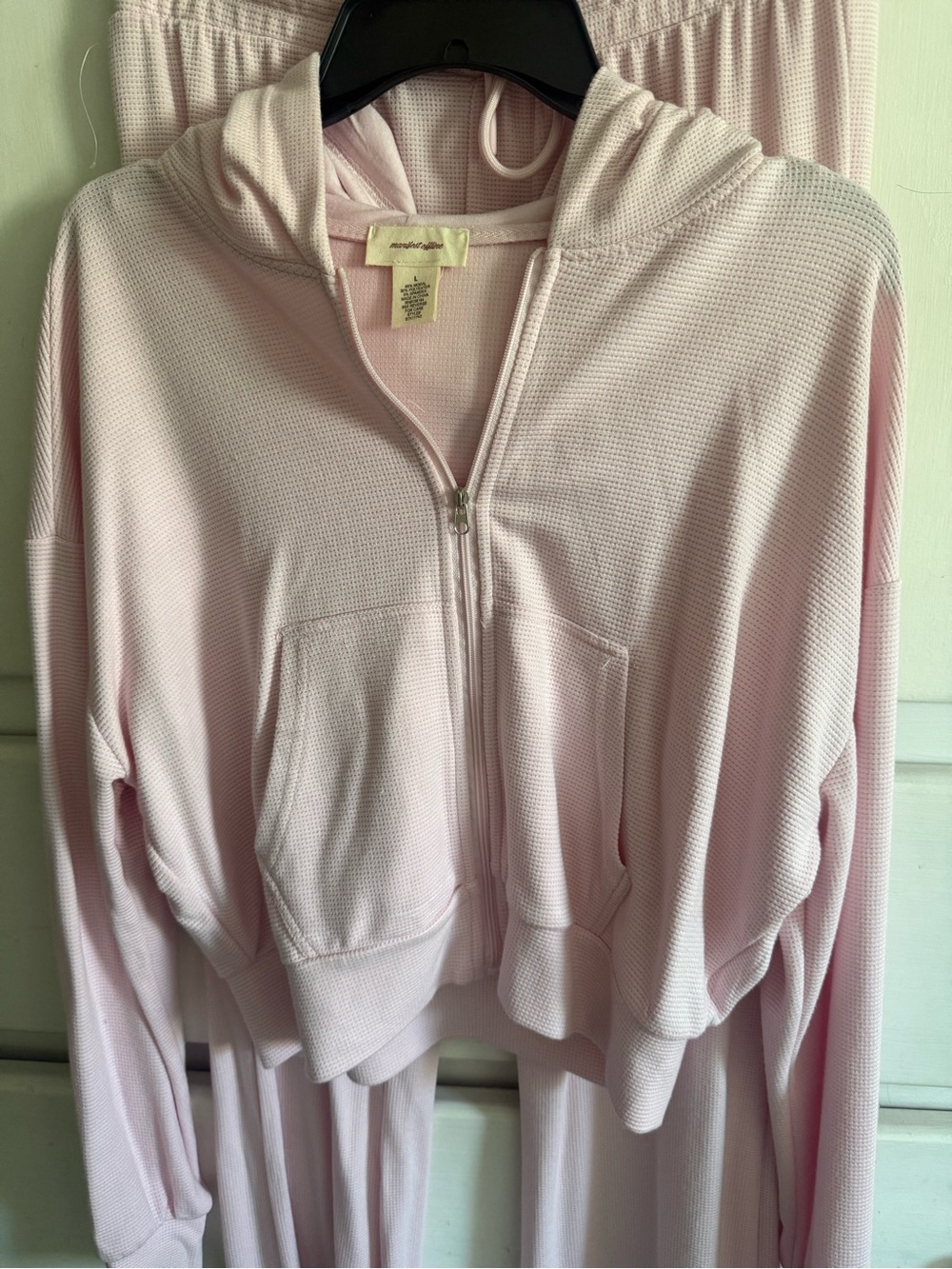 Light Pink Women's Hooded Lounge Set — Soft Zip-Front Top & Matching Pants - Picture 2 of 6